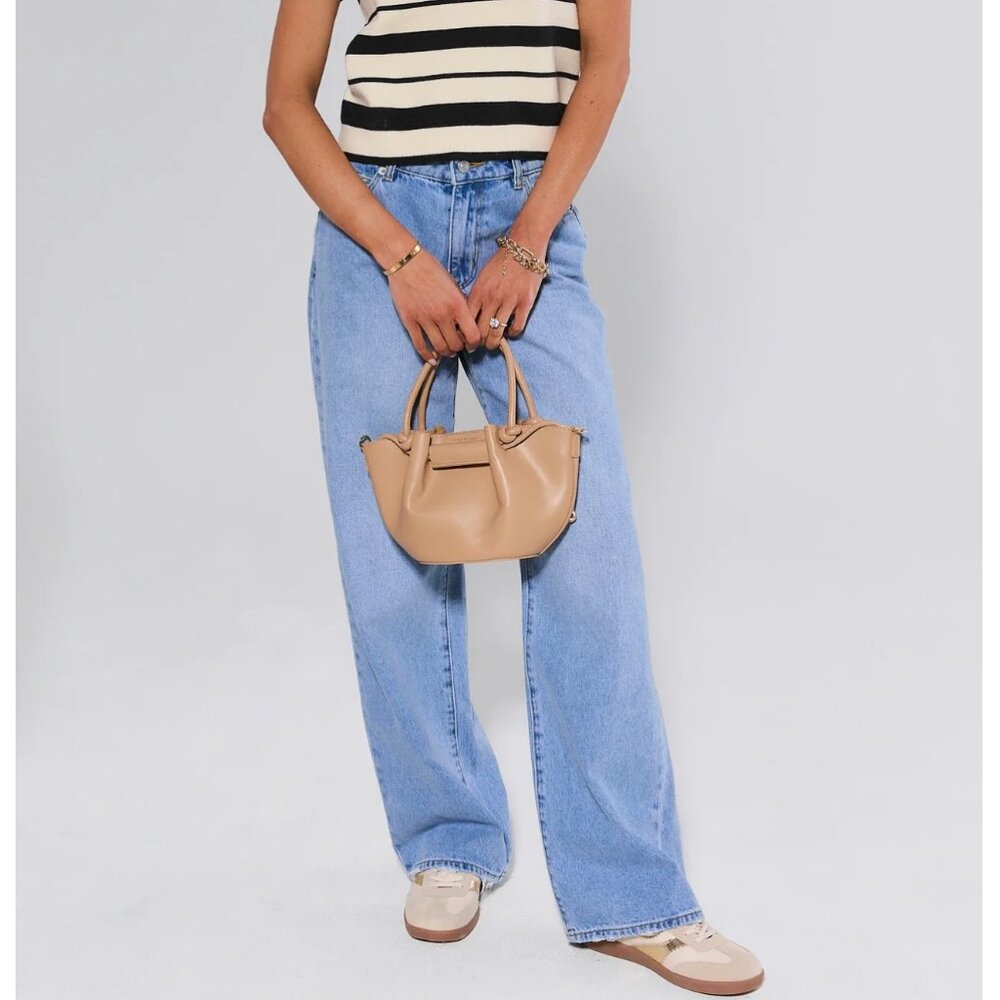 Rolla's Kate Bggy Light Wash Wide Leg Size 25 NWT!